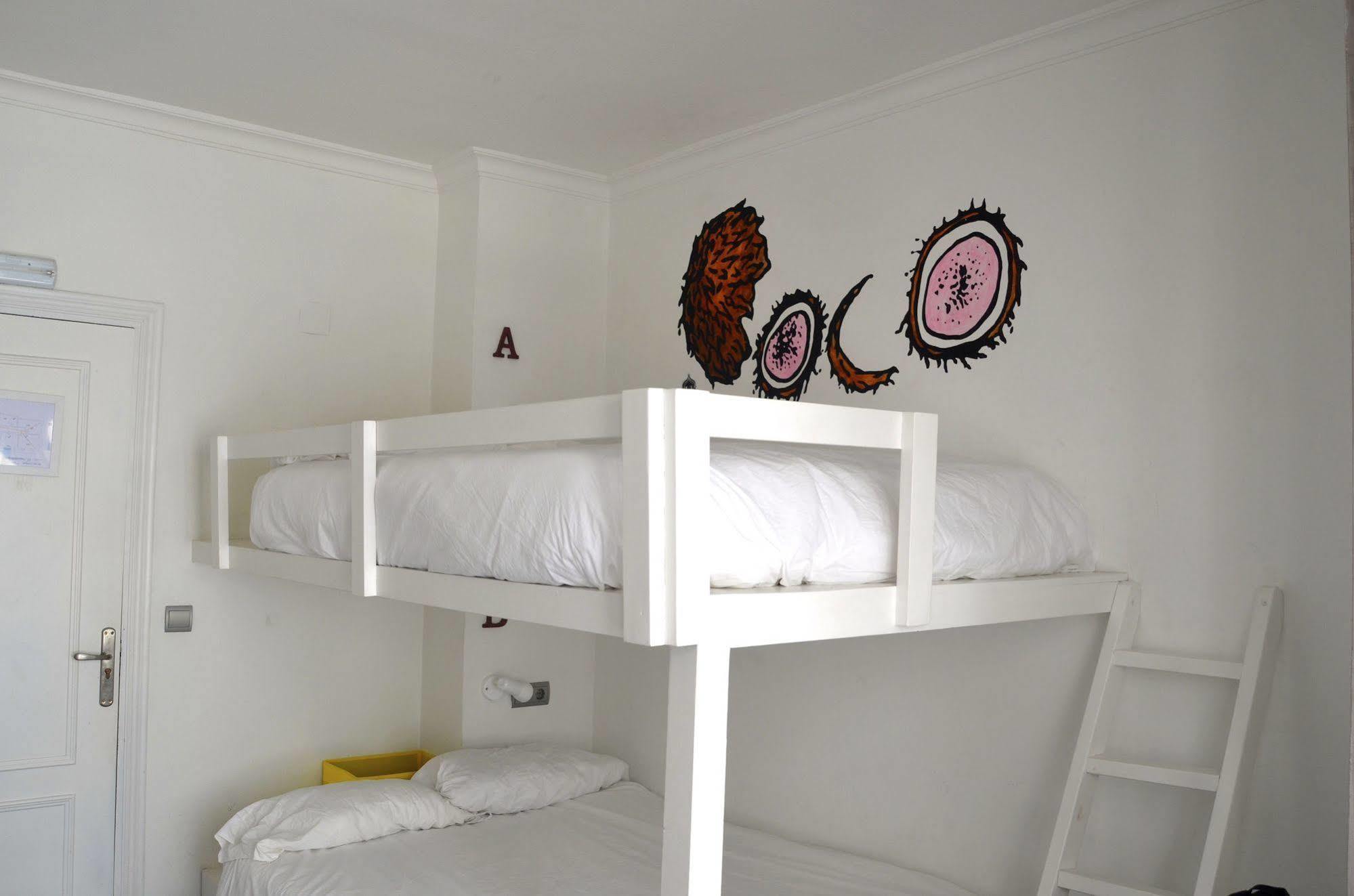 La Cocotera Boutique Hostel & Coworking Tarifa Exterior photo
